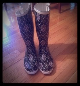 Rain boots